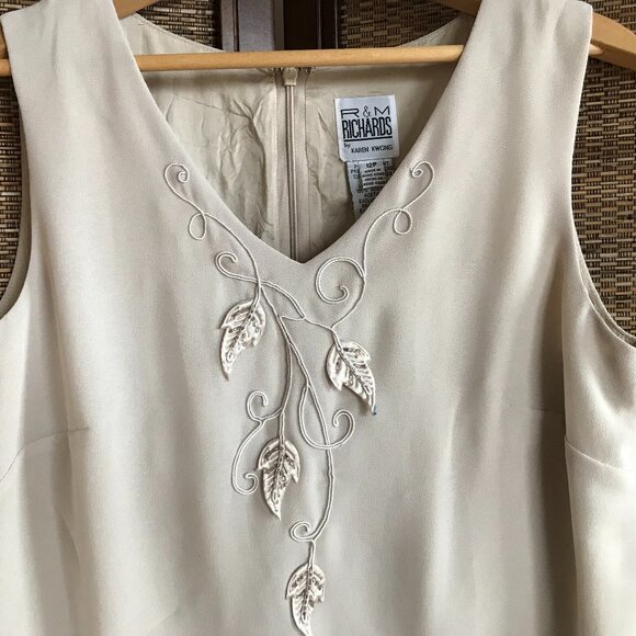 R&M Richards Karen Kwong 70s Floral Leaf Embroidered Cream Blouson Dress Size 12 - Picture 7 of 16